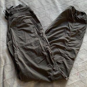 lululemon studio pant